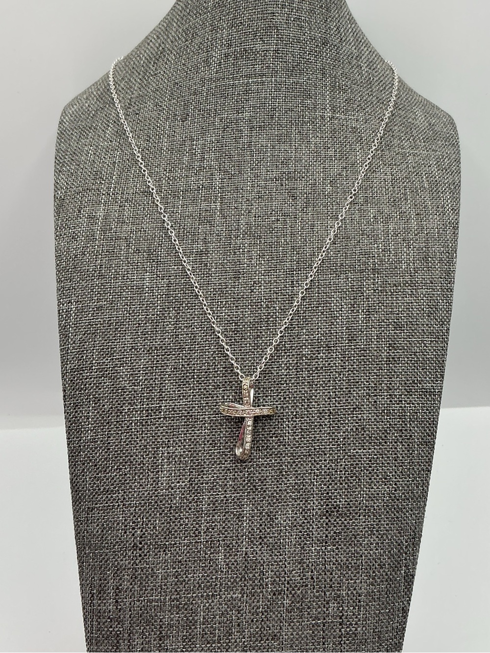 Silver tone vintage Cross Pendant Necklace New chain